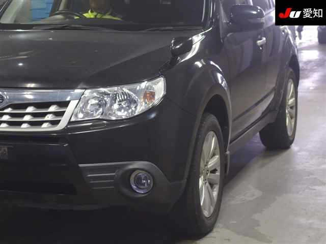 SUBARU FORESTER 2010