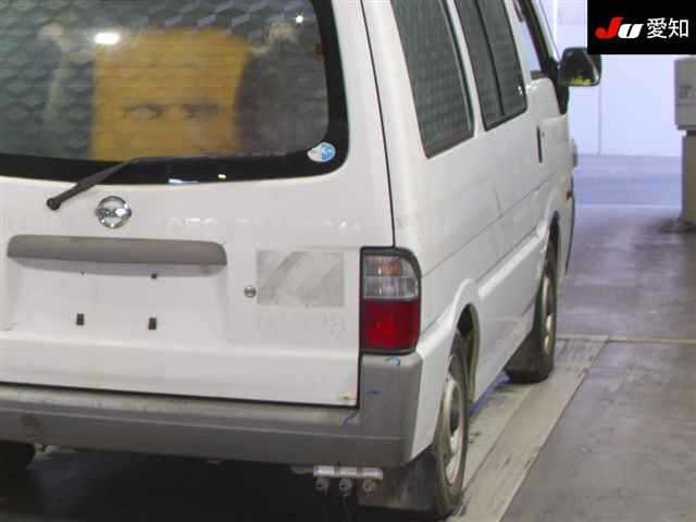 MAZDA BONGO VAN 2010