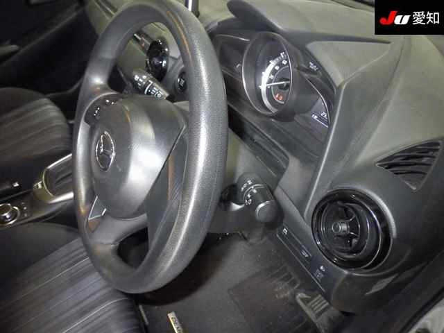 MAZDA DEMIO 2014