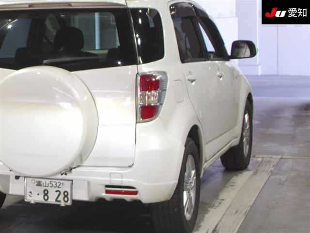 TOYOTA RUSH 2011