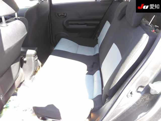 TOYOTA AQUA 2013