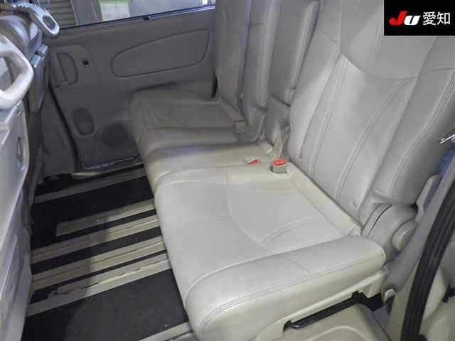 NISSAN SERENA 2015