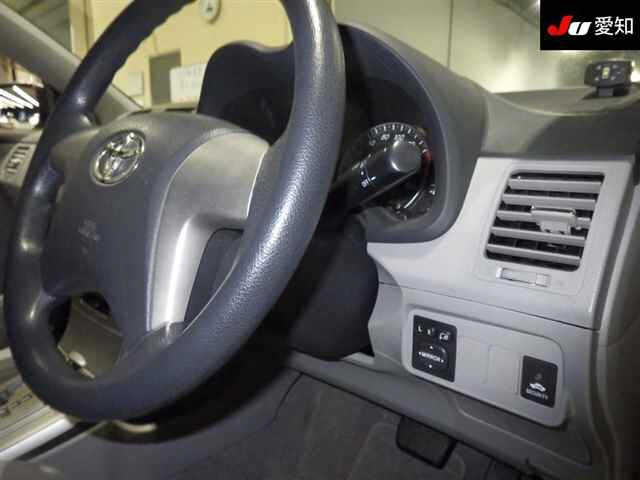 TOYOTA COROLLA AXIO 2008