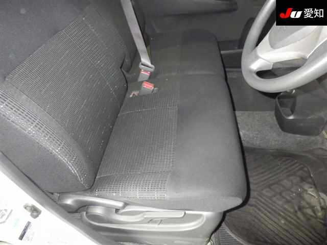 DAIHATSU MOVE 2013