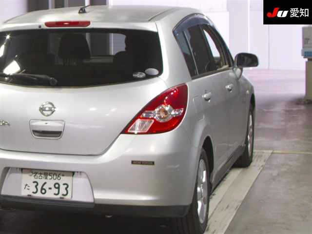 NISSAN TIIDA 2009