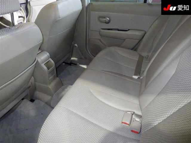 NISSAN TIIDA 2009