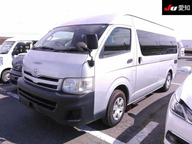 TOYOTA HIACE 2012