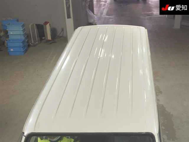 TOYOTA HIACE VAN 2019