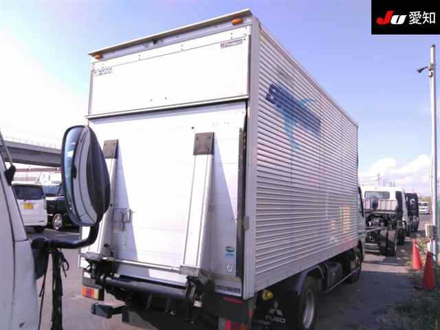MITSUBISHI CANTER 2015