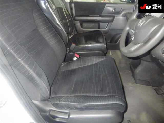 HONDA STEP WAGON 2012