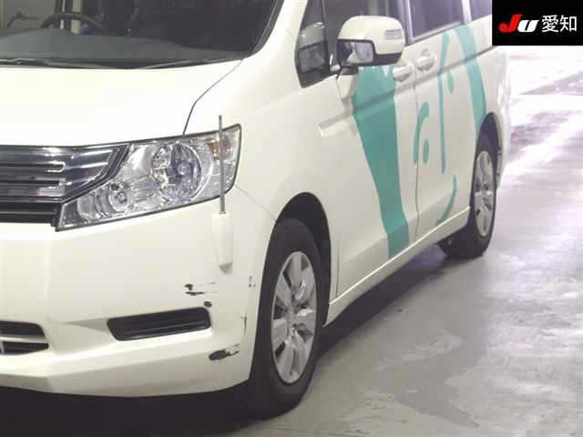 HONDA STEP WAGON 2012