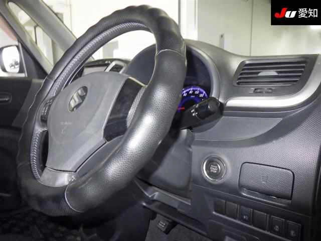 SUZUKI SOLIO 2013