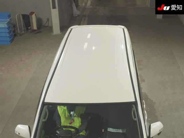 TOYOTA NOAH 2011