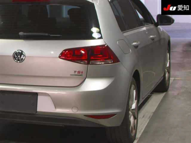 VOLKSWAGEN GOLF 2013