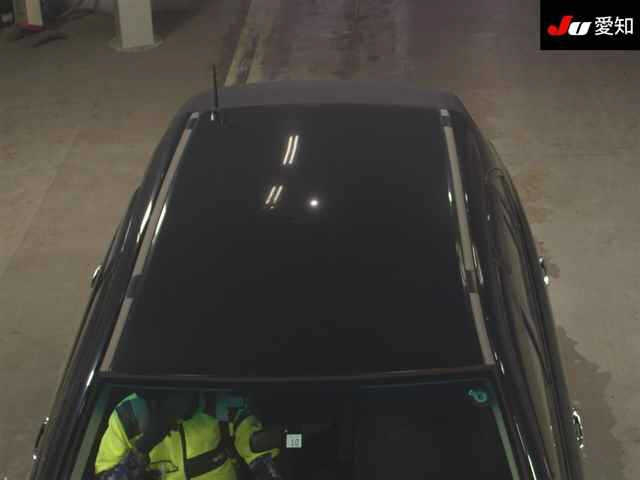 TOYOTA HARRIER 2011