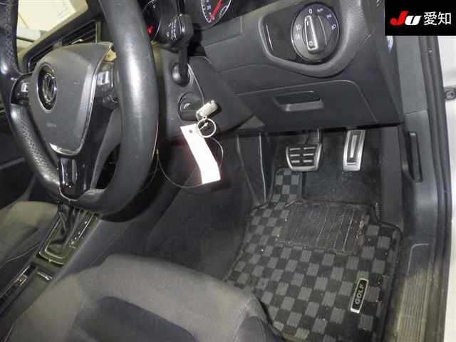 VOLKSWAGEN GOLF 2013