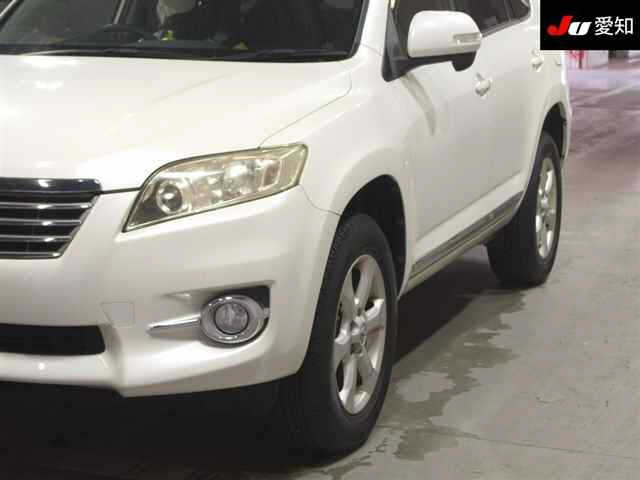 TOYOTA VANGUARD 2013