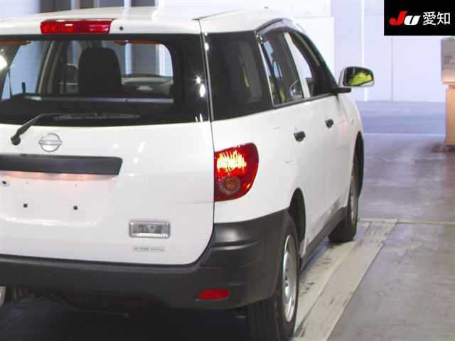 NISSAN AD 2022