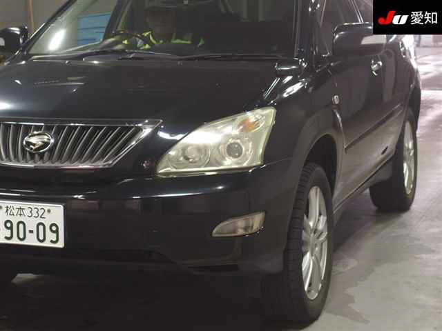 TOYOTA HARRIER 2010