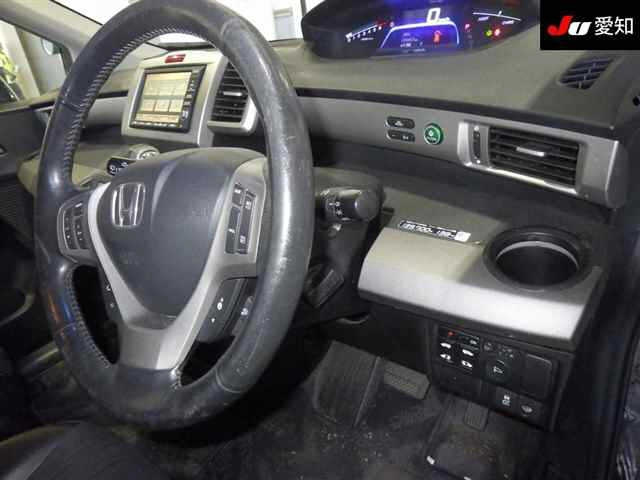 HONDA FREED 2012