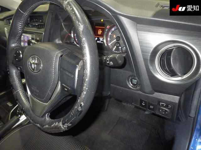 TOYOTA AURIS 2014