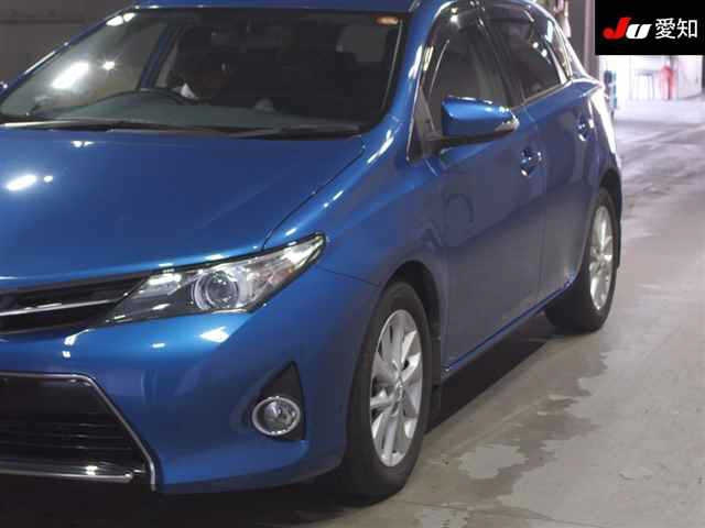 TOYOTA AURIS 2014