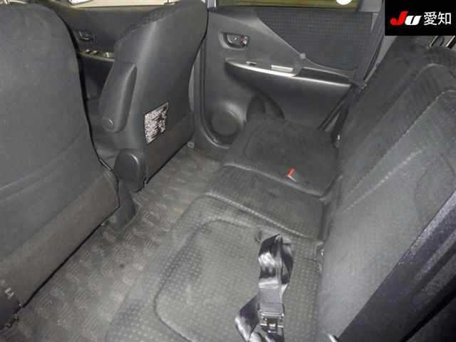 TOYOTA RACTIS 2010