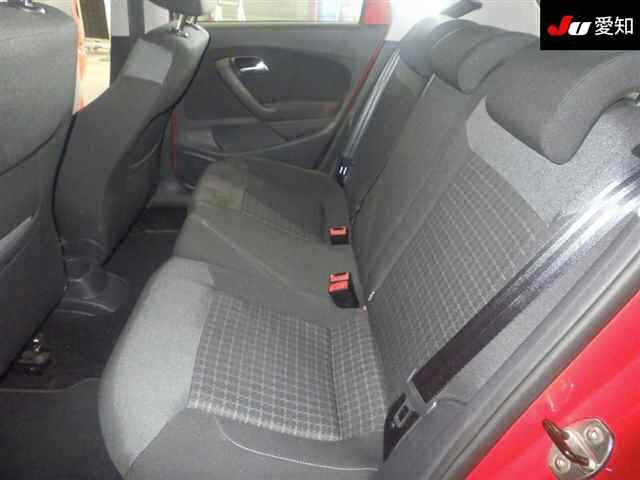 VOLKSWAGEN POLO 2017