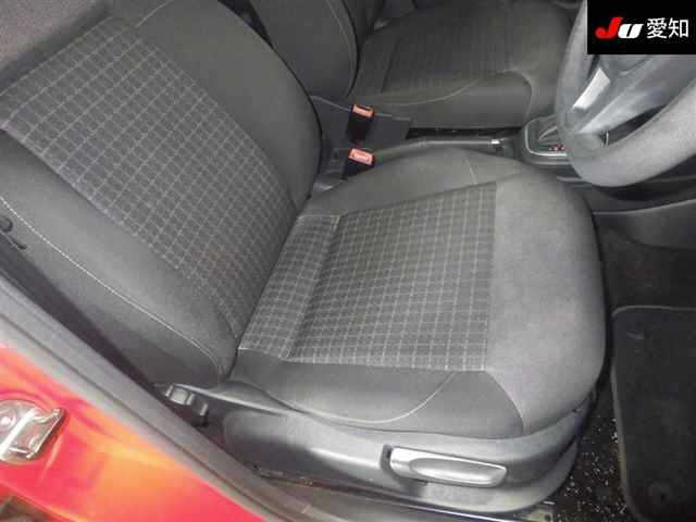 VOLKSWAGEN POLO 2017