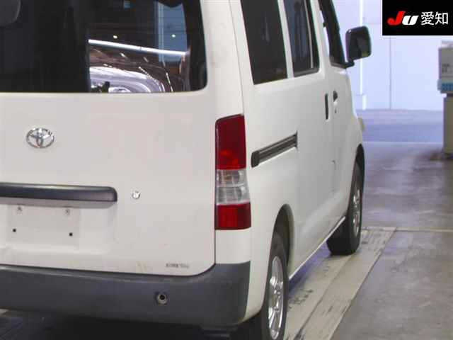 TOYOTA TOWN ACE VAN 2010