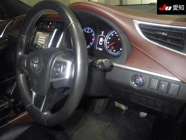 TOYOTA HARRIER 2014