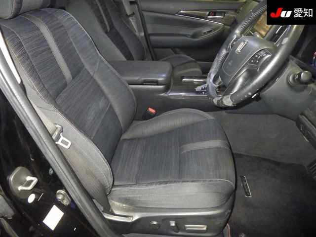 TOYOTA CROWN 2015
