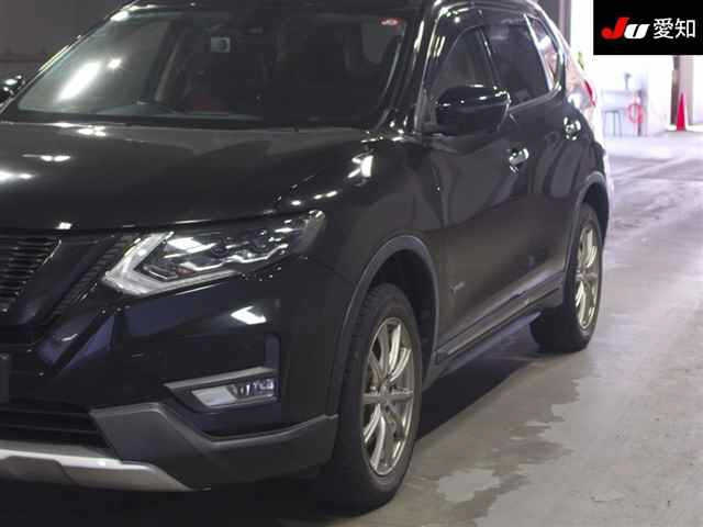 NISSAN X-TRAIL 2018