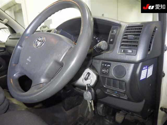 TOYOTA REGIUS ACE VAN 2014