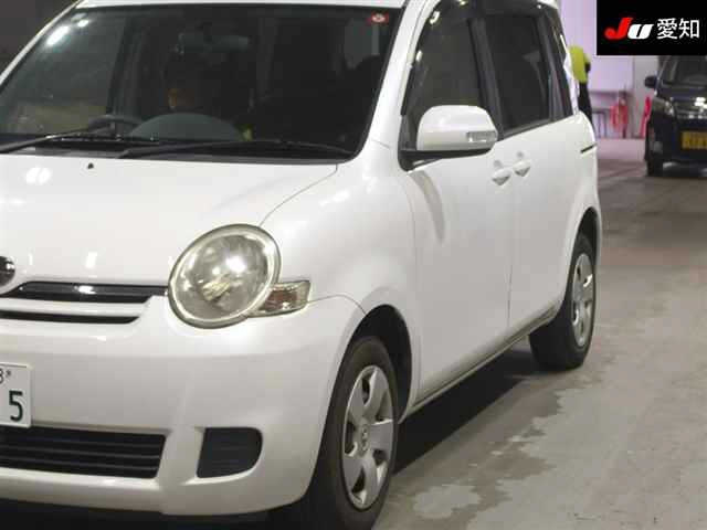 TOYOTA SIENTA 2008