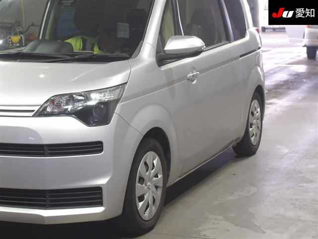 TOYOTA SPADE 2016