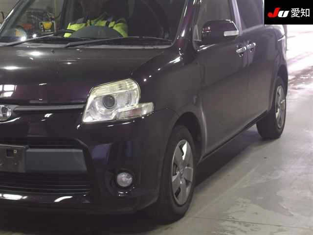 TOYOTA SIENTA 2012