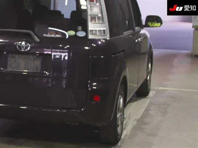 TOYOTA SIENTA 2012