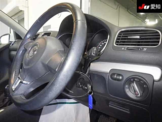 VOLKSWAGEN GOLF 2012