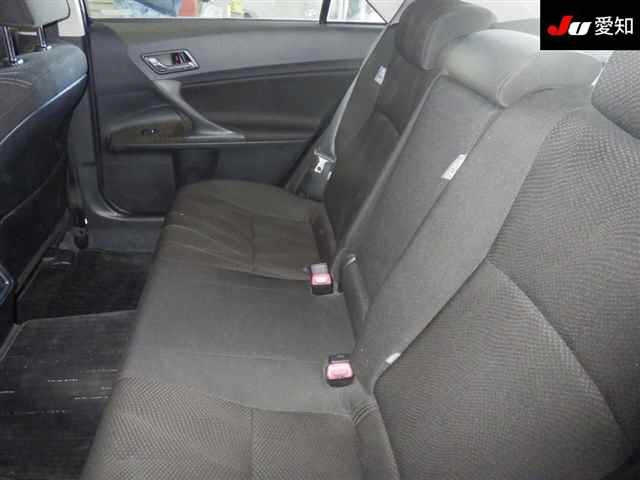 TOYOTA MARK X 2013