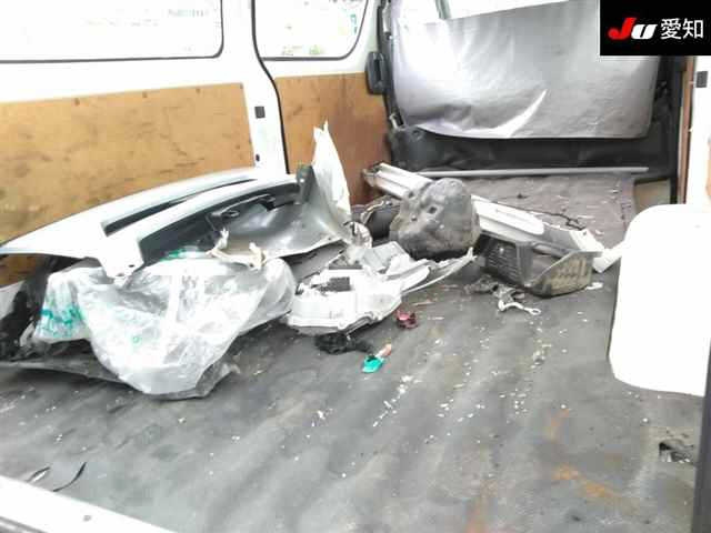 TOYOTA HIACE VAN 2021