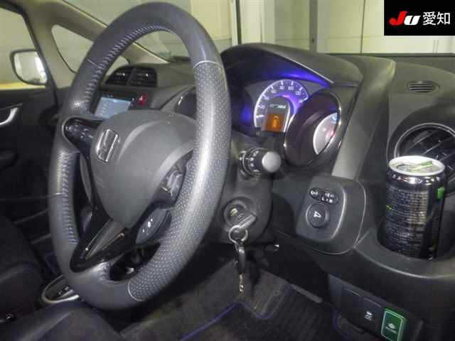 HONDA FIT SHUTTLE 2014