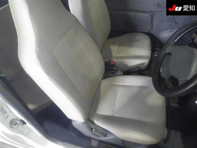 MITSUBISHI MINICA 2011