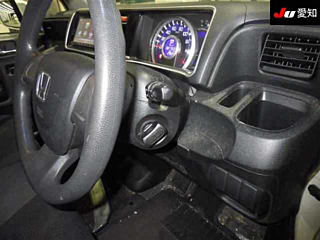 HONDA LIFE 2011
