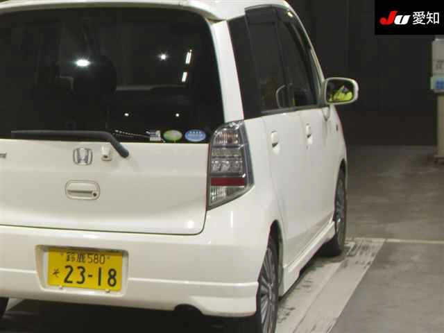 HONDA LIFE 2011