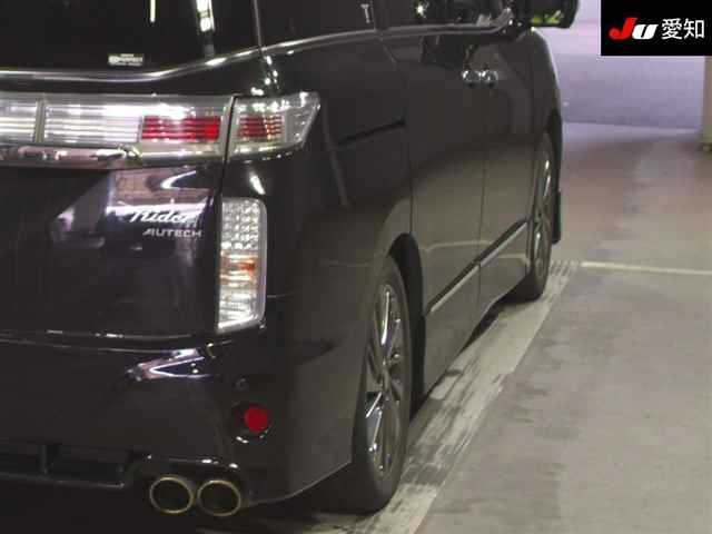 NISSAN ELGRAND 2017