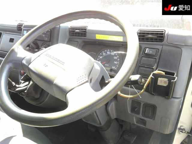 MITSUBISHI CANTER 2011