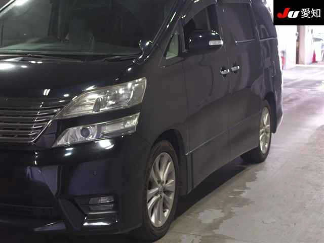 TOYOTA VELLFIRE 2011