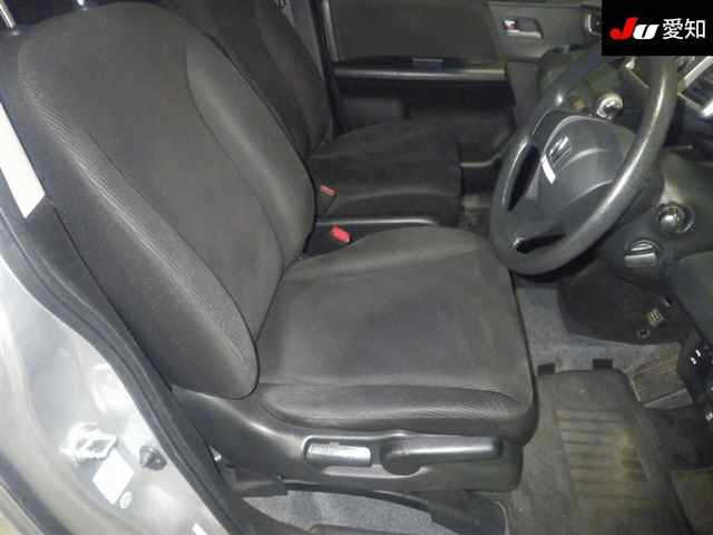 HONDA FREED 2012