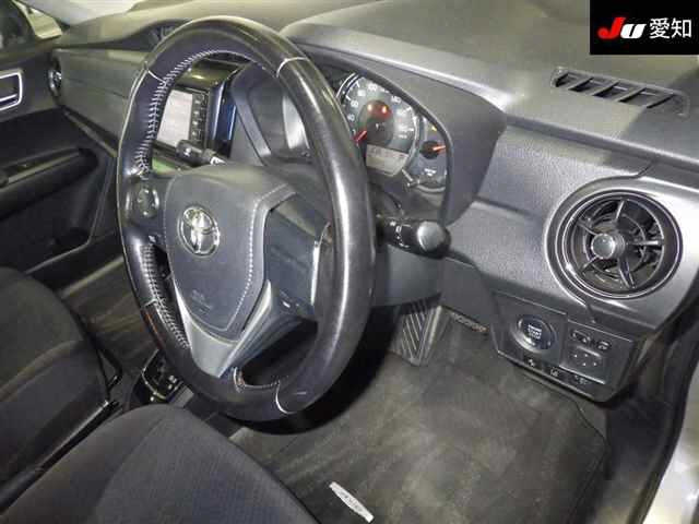 TOYOTA COROLLA AXIO 2016